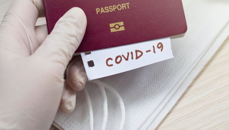İngiltere aşı pasaportunu rafa kaldırmaya hazırlanıyor