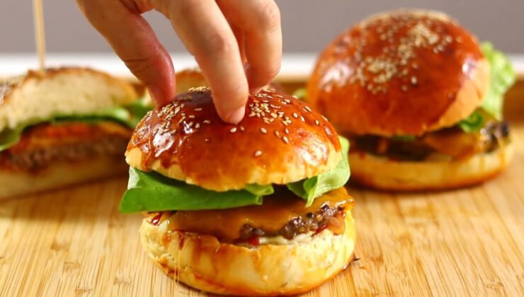 Evde hamburger nasıl yapılır? Hamburger tarifi(4-6 kişilik )