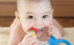 Diş Çıkaran Bebekler İçin Dikkat Edilmesi Gerekenler